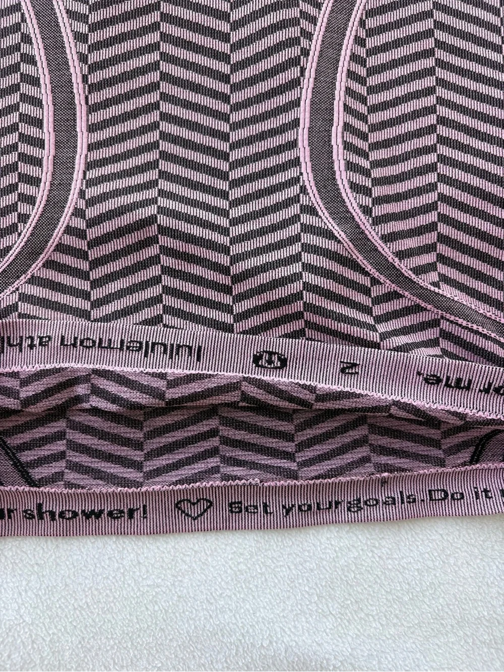 Lululemon Run Swiftly Tech Racerback Tank Pink Black Herringbone Chevron Size 2
